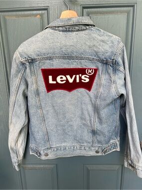 Levi's Women’s Ex-Boyfriend Trucker Denim Jean Jacket